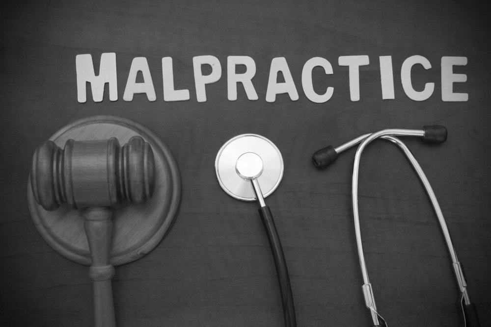 What Is the Difference Between Malpractice and Wrongful Death